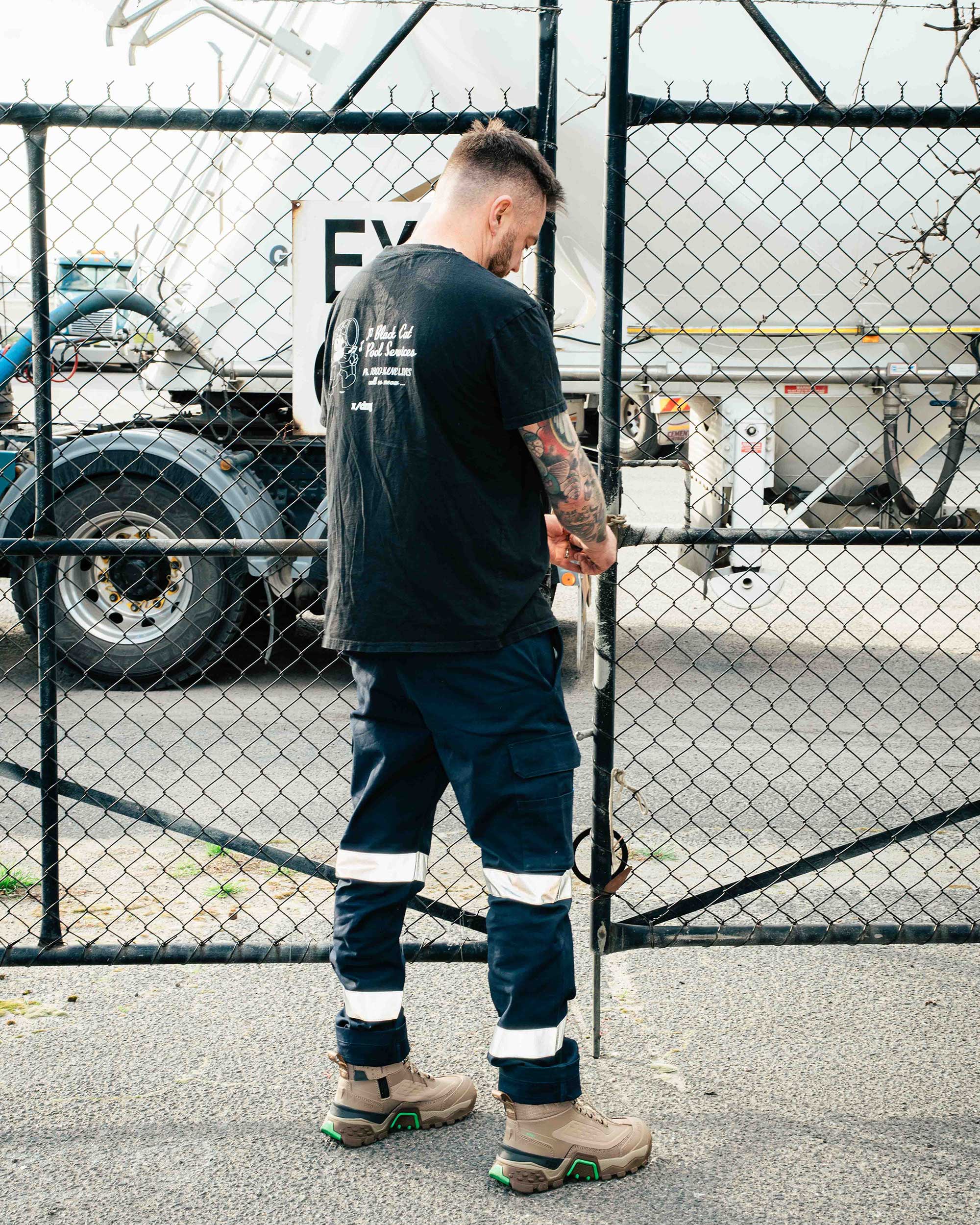 UP-1T Reflective Taped Cargo Pant | Navy | XDMG – x/dmg
