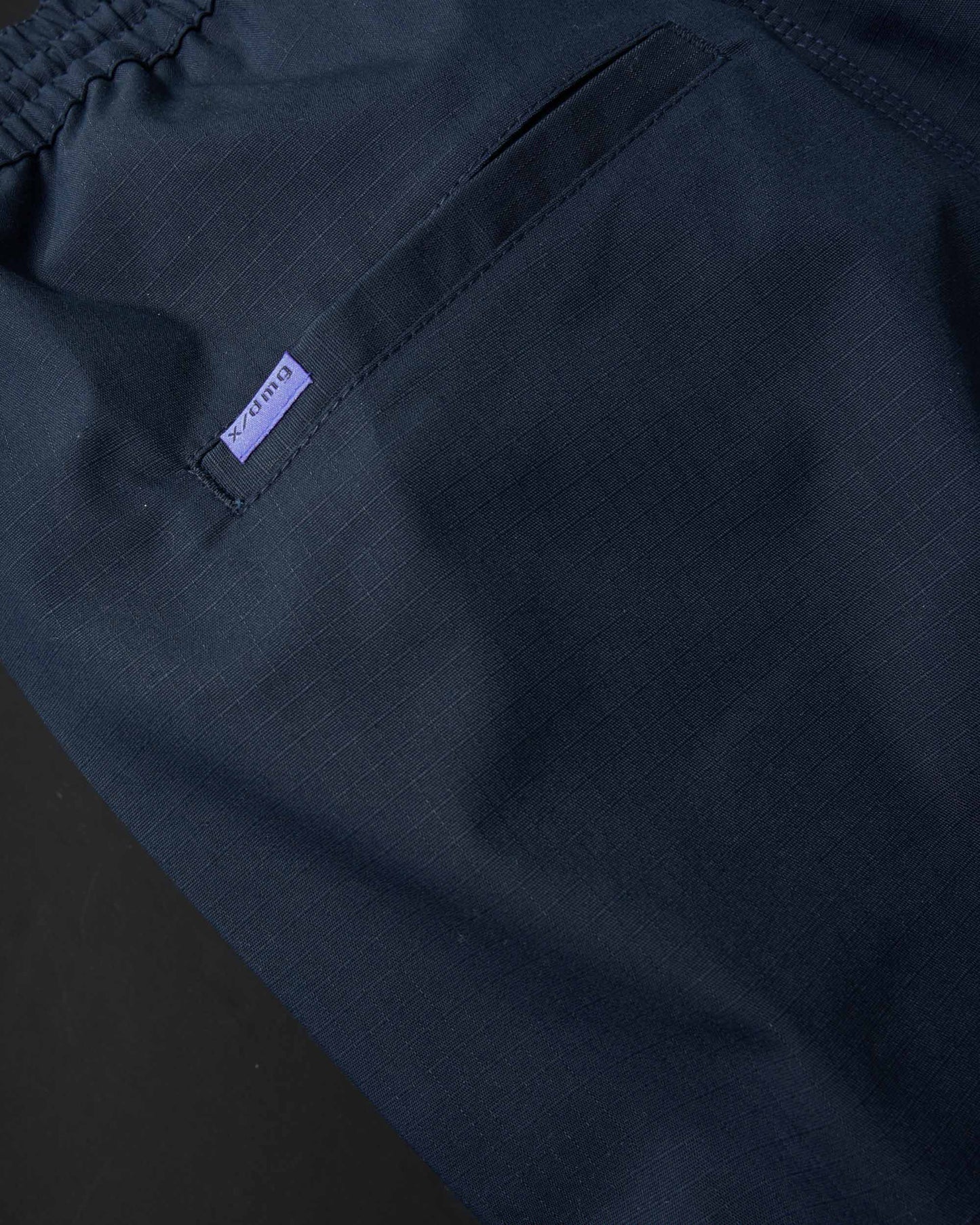 XU02506032_NAVY_15_1766439037