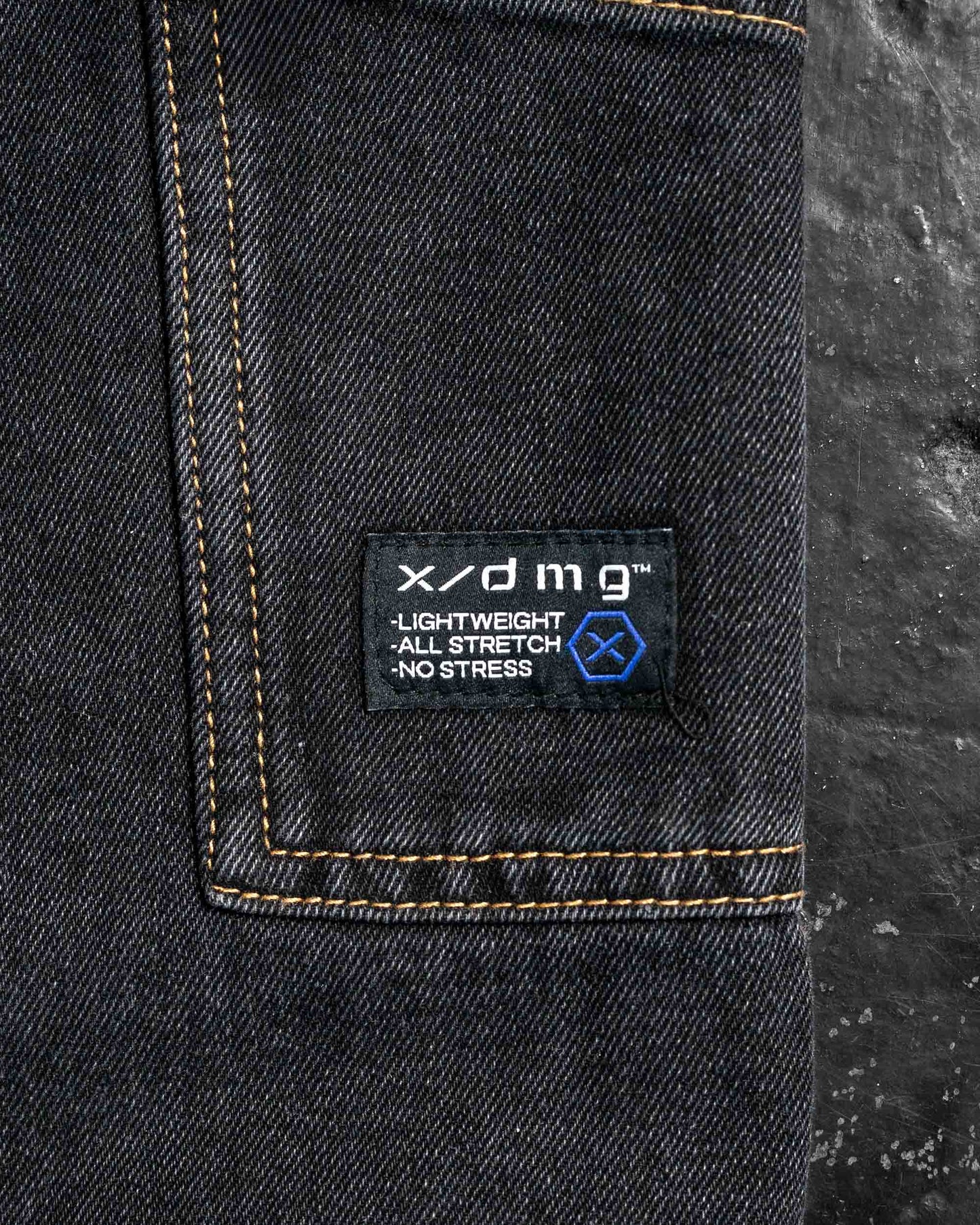 XD02506302_BLKWSH_15_1765764281