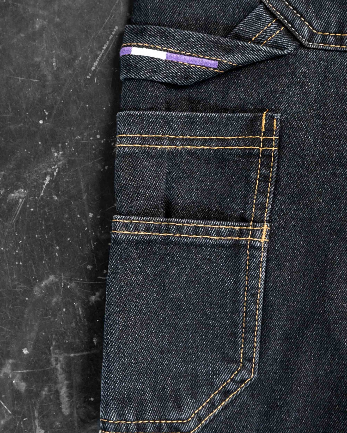 XD02506302_BLKWSH_17_1765764282