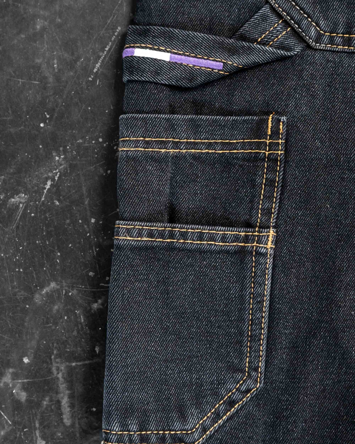 XD02506302_BLKWSH_17_1765764282