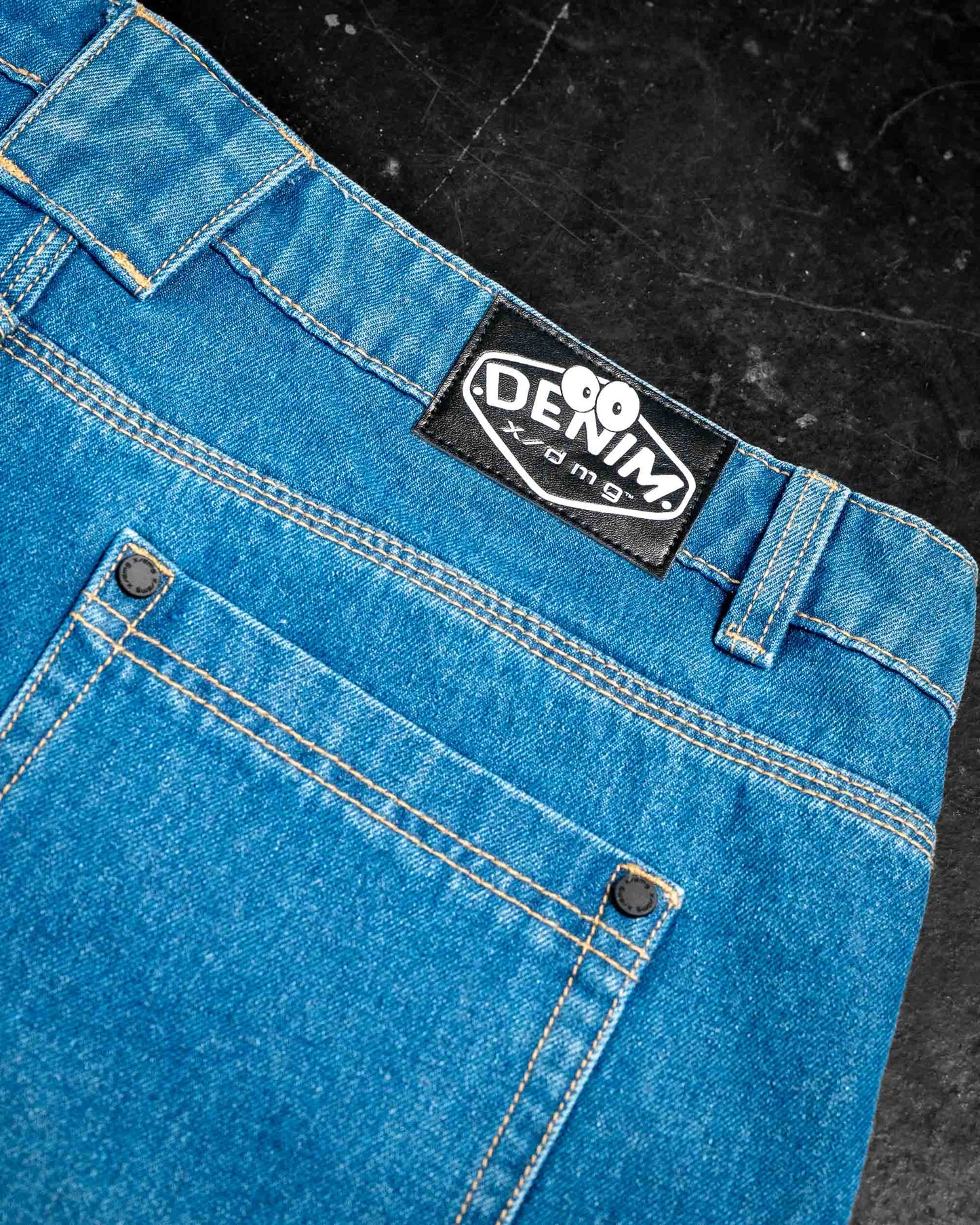 XD02506302_BLU90_11_1765764288