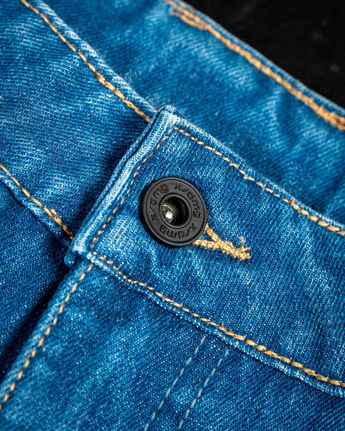 XD02506302_BLU90_12_1765764290