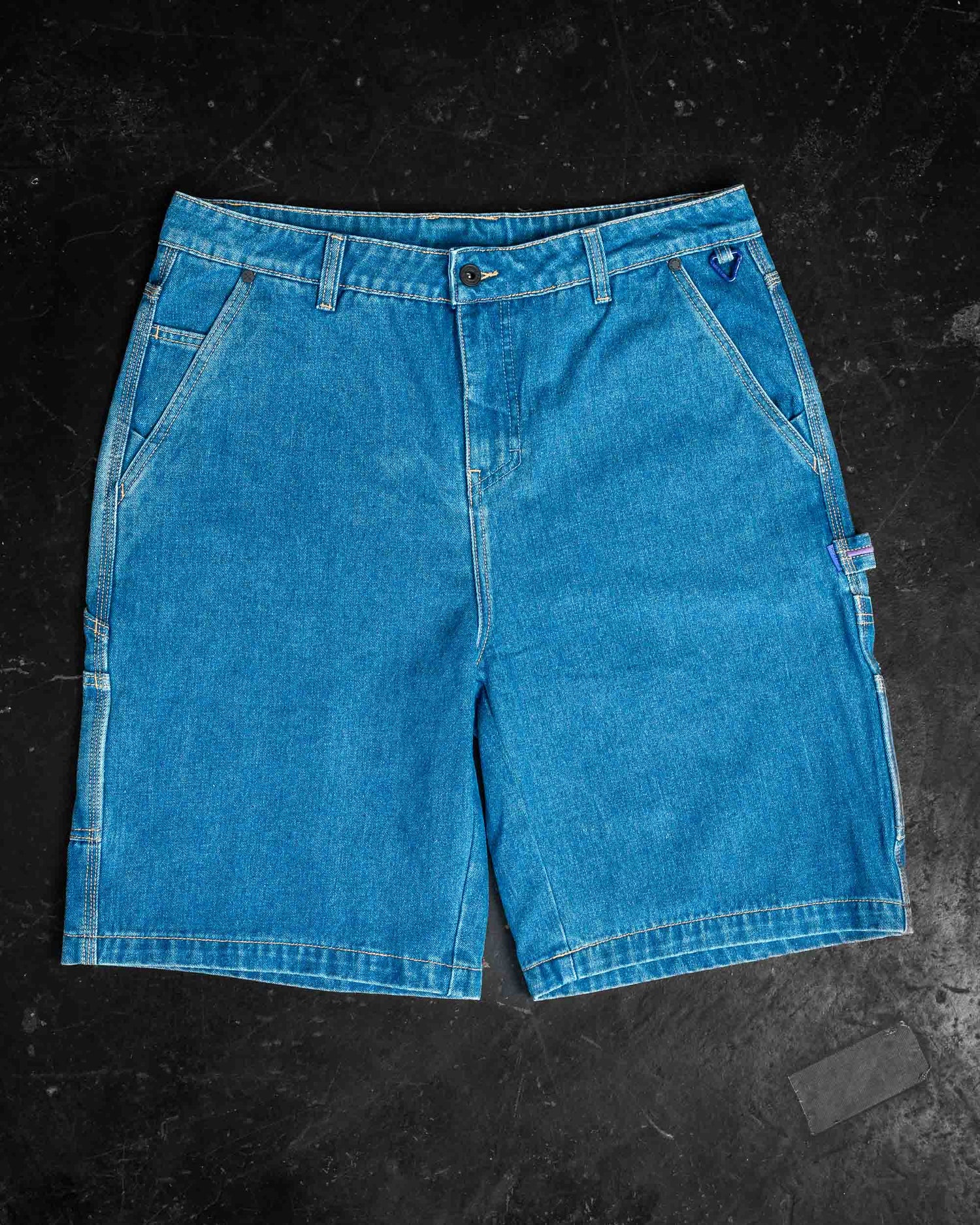 XD02506302_BLU90_1_1765764283