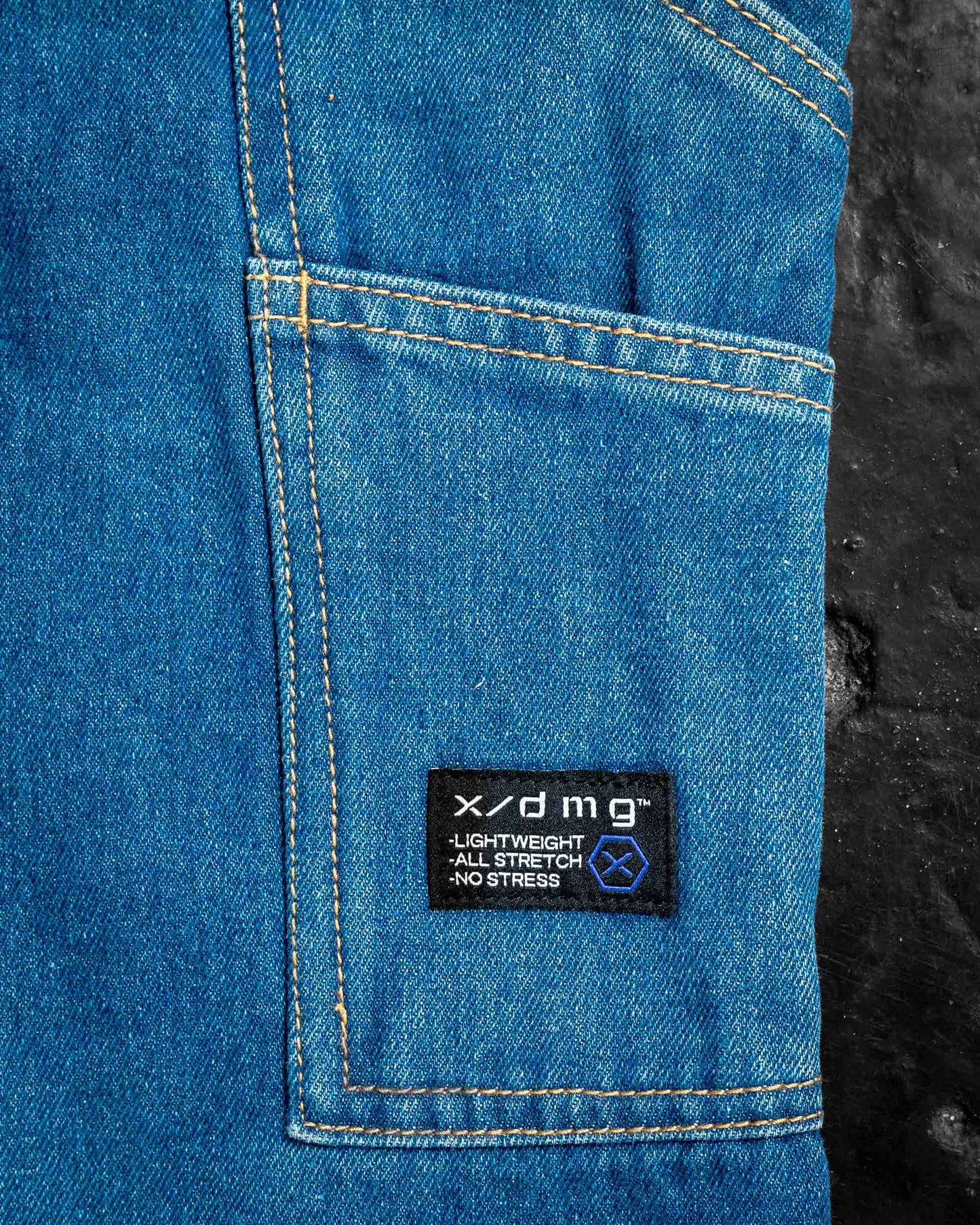 XD02506302_BLU90_8_1765764286