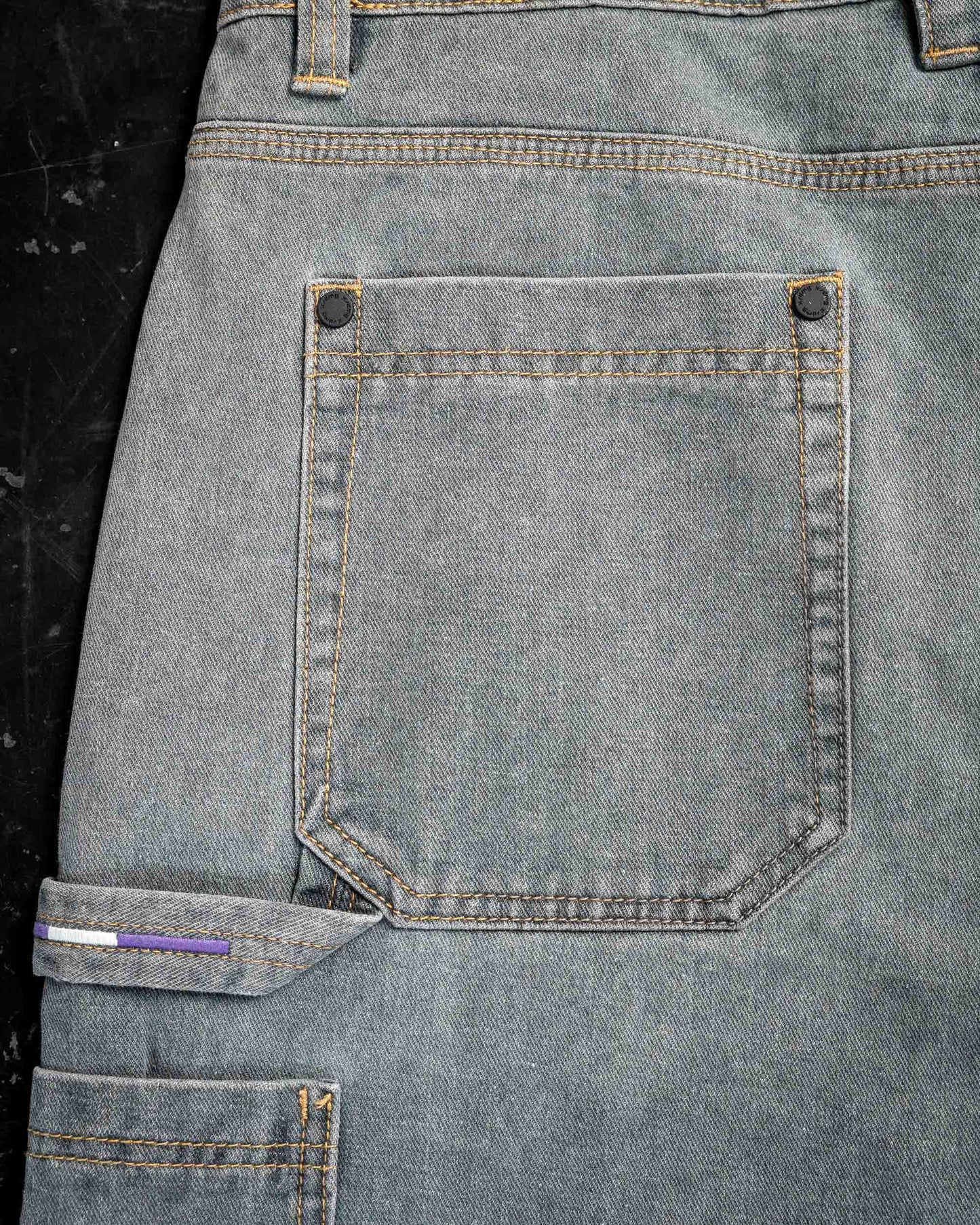 XD02506302_GRYWASH_13_1765764300