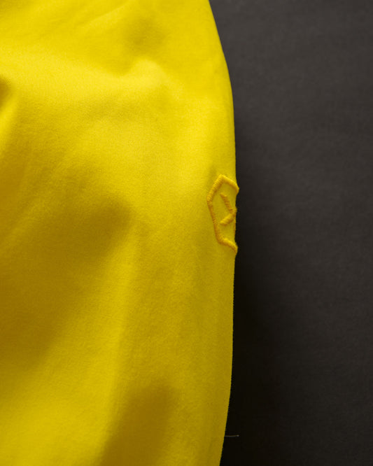 XU02504111_YELLOW_6_1779686124