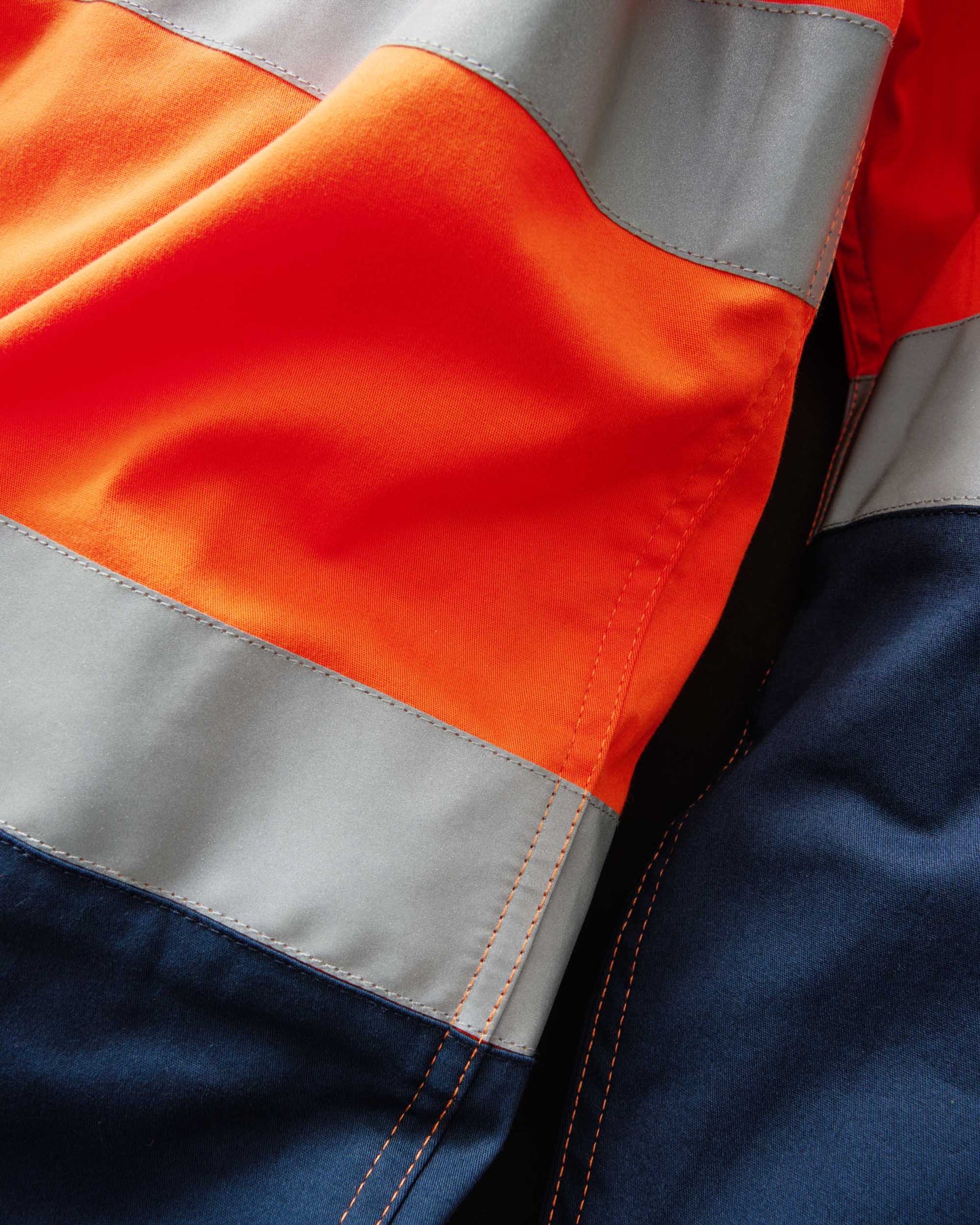XU02504113_ORANGE_5_1779834856