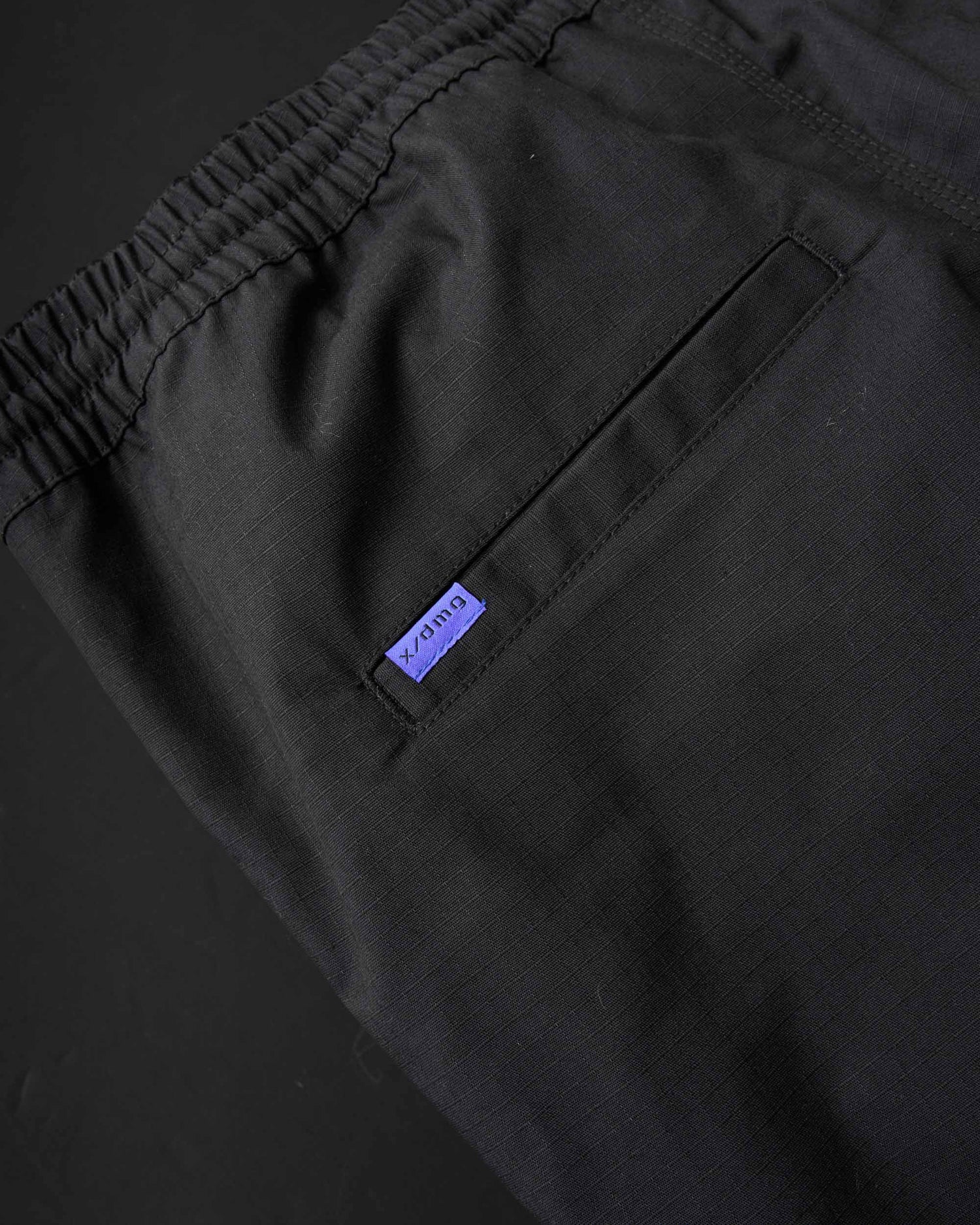 XU02506032_BLK_10_1766439041