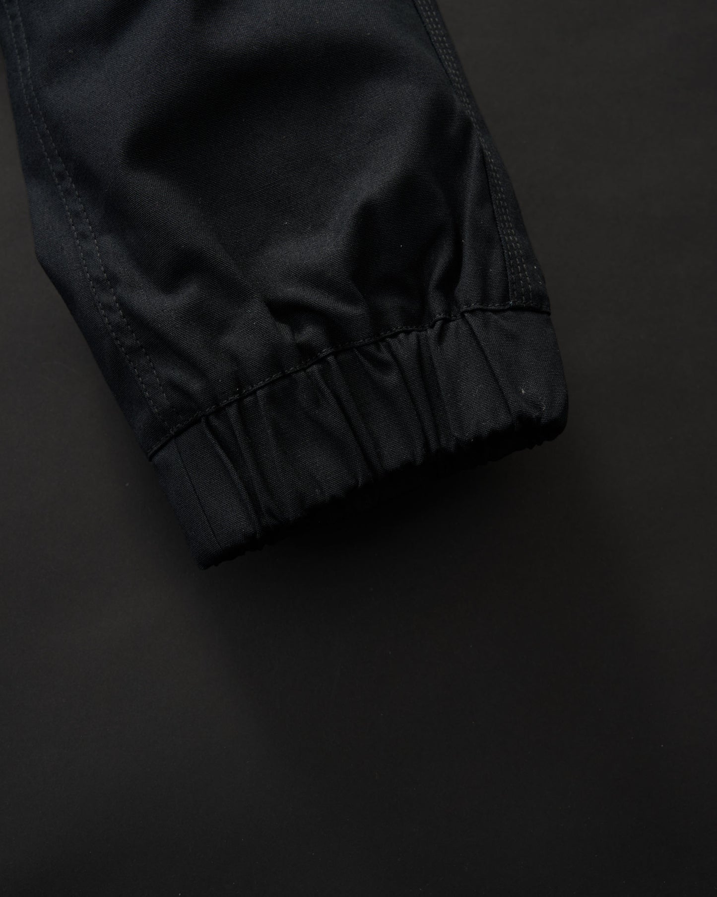 XU02706037_BLK_10_1783639333